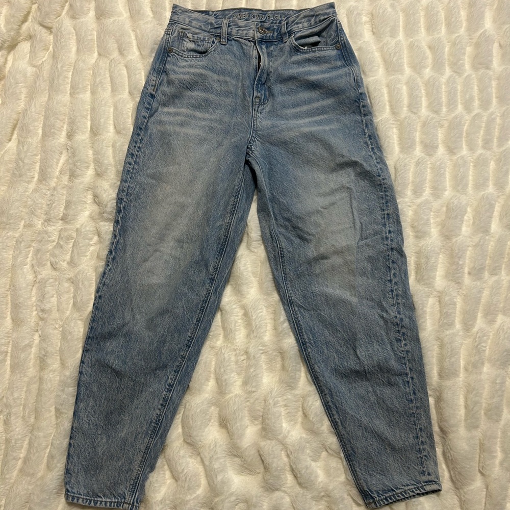 American Eagle Outfitters High Rise Blue Jeans